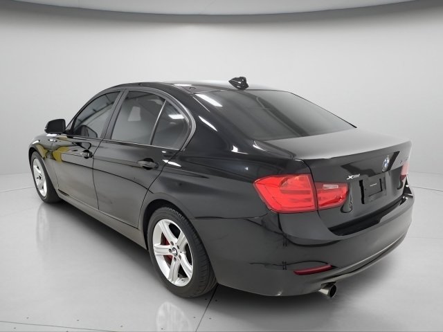 Used 2015 BMW 320i xDrive Sedan AWD/4WD image 5