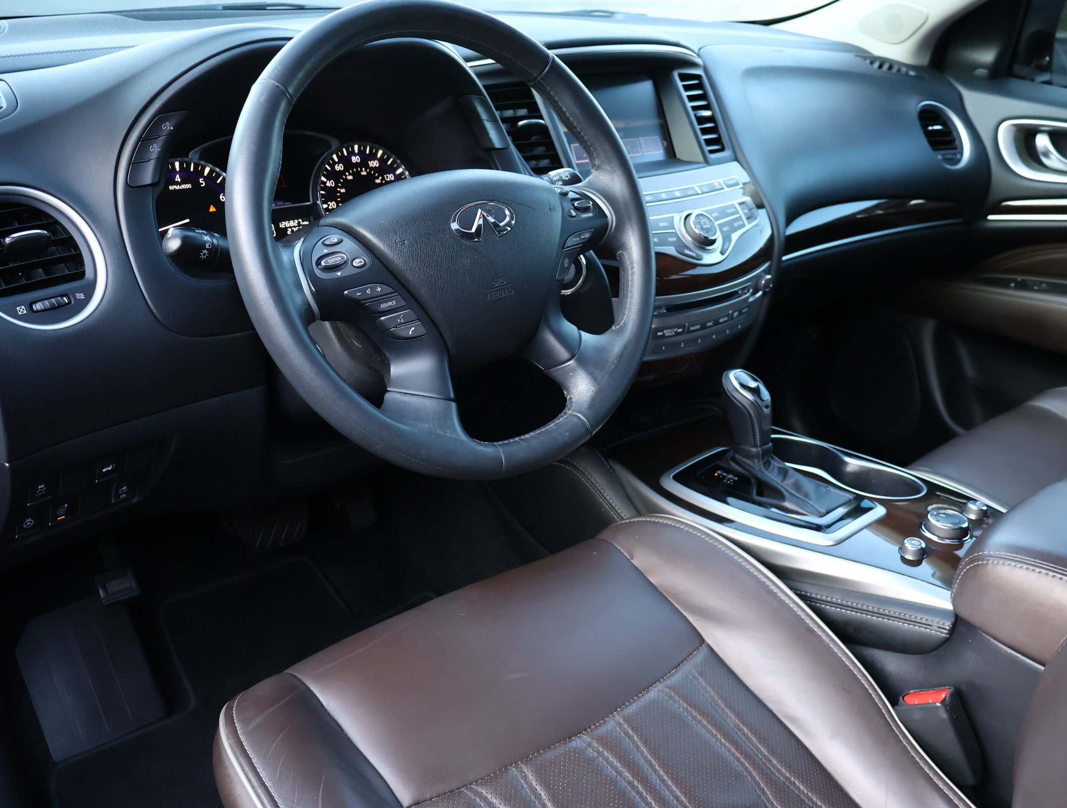 Used 2018 INFINITI QX60 FWD w/ Deluxe Technology Package video 2