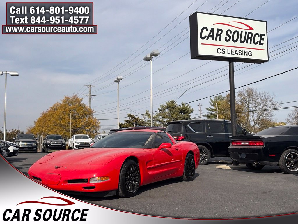 Used 1999 Chevrolet Corvette Coupe w/ Performance Handling Pkg RWD image 1