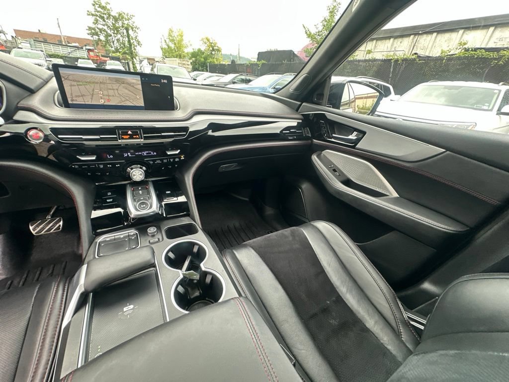 Used 2023 Acura MDX A-Spec AWD/4WD image 32