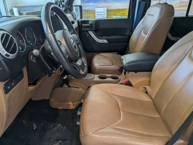 Used 2014 Jeep Wrangler Unlimited Rubicon w/ Dual Top Group image 11