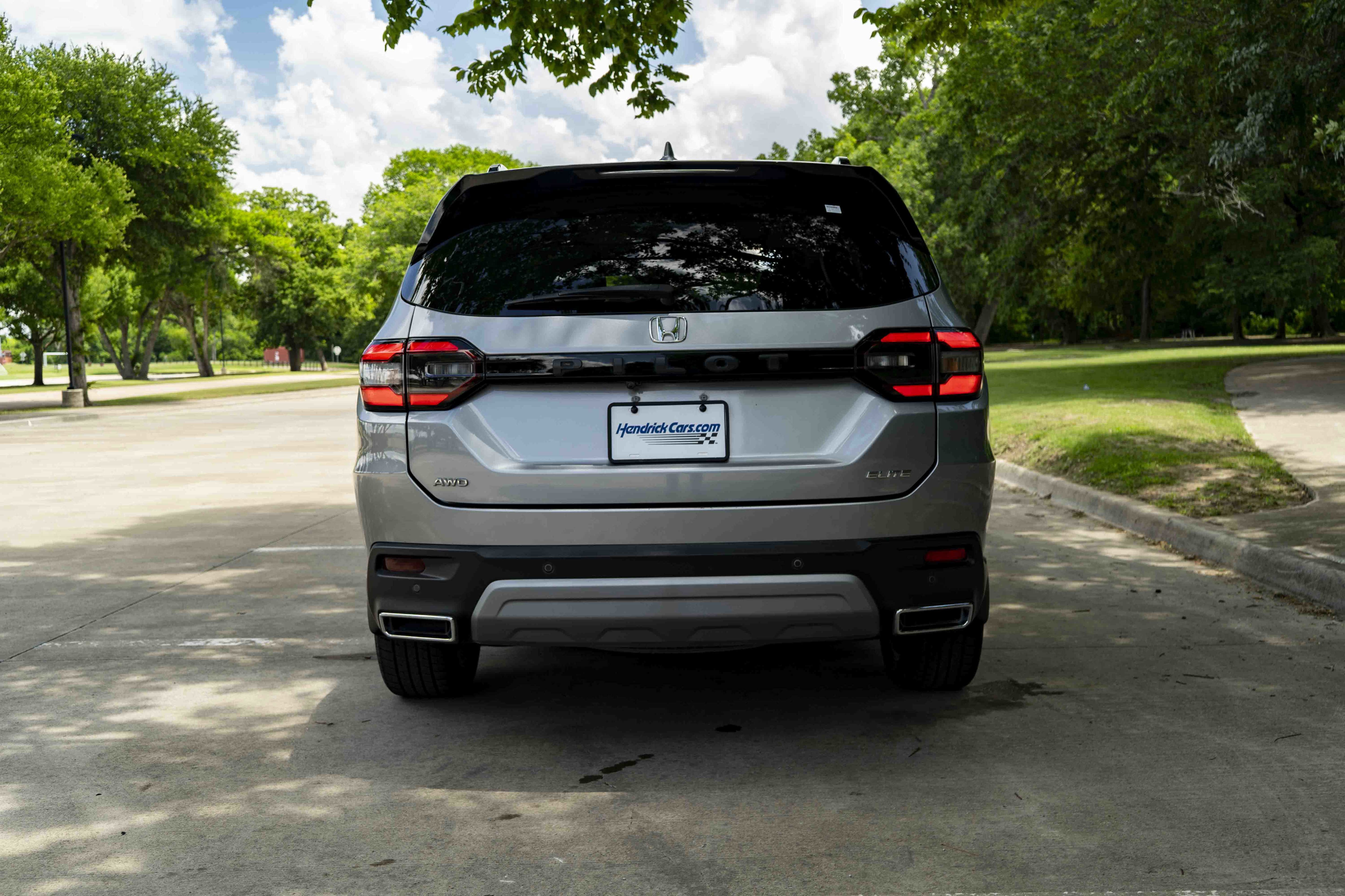 Used 2023 Honda Pilot Elite image 8