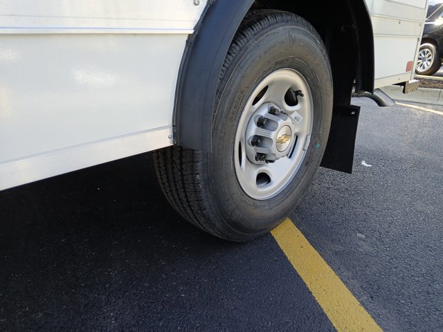 New 2025 Chevrolet Express 3500 w/ Power Convenience Package RWD image 18