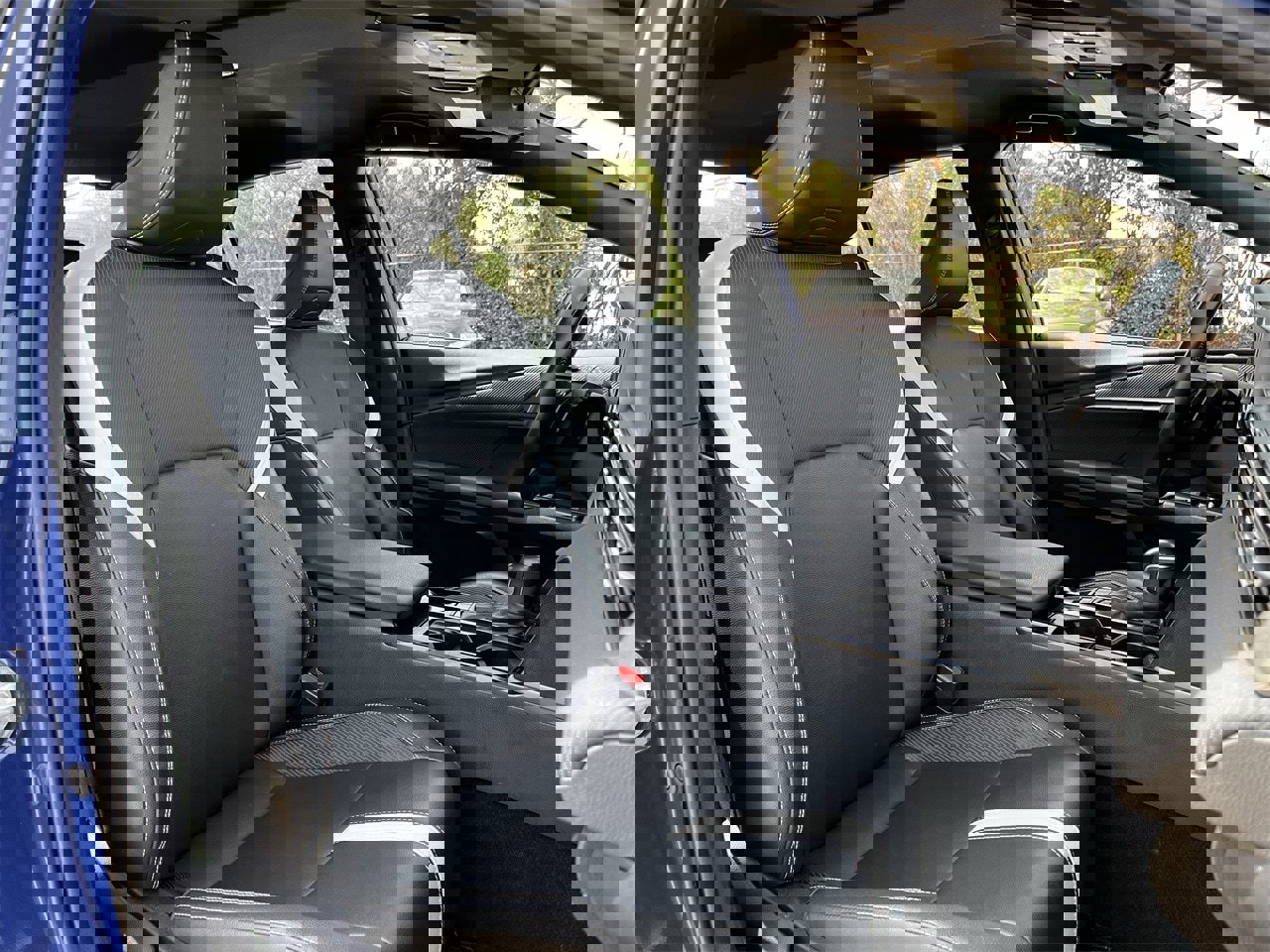 Used 2025 Toyota Camry SE image 24