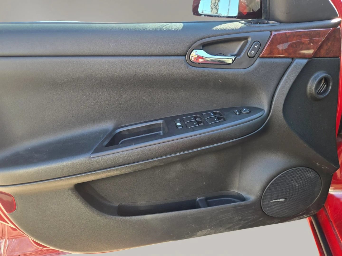 Used 2007 Chevrolet Impala SS w/ Convenience Package FWD image 9