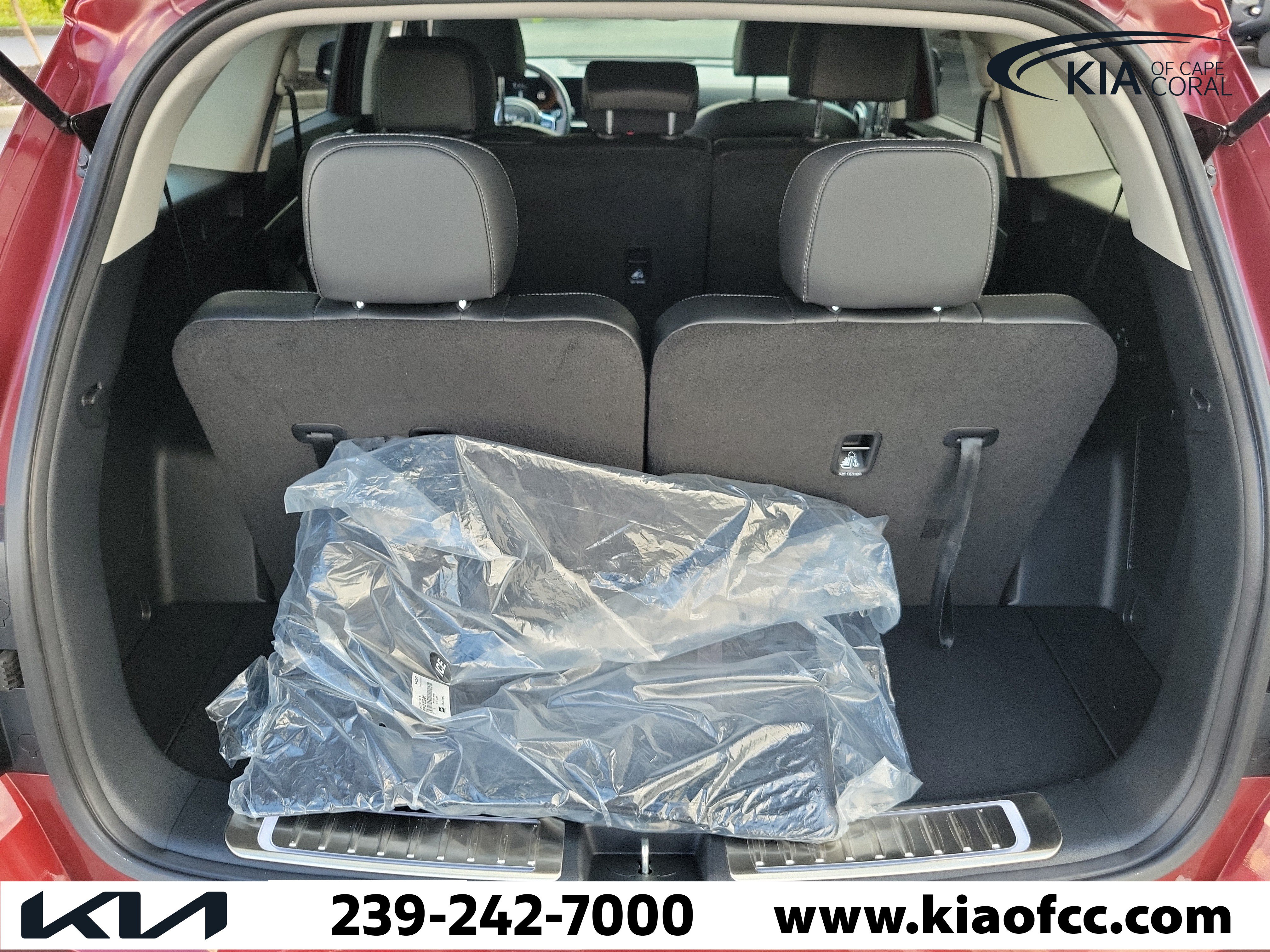 Certified 2025 Kia Sorento S w/ Panoramic Sunroof Package FWD image 11
