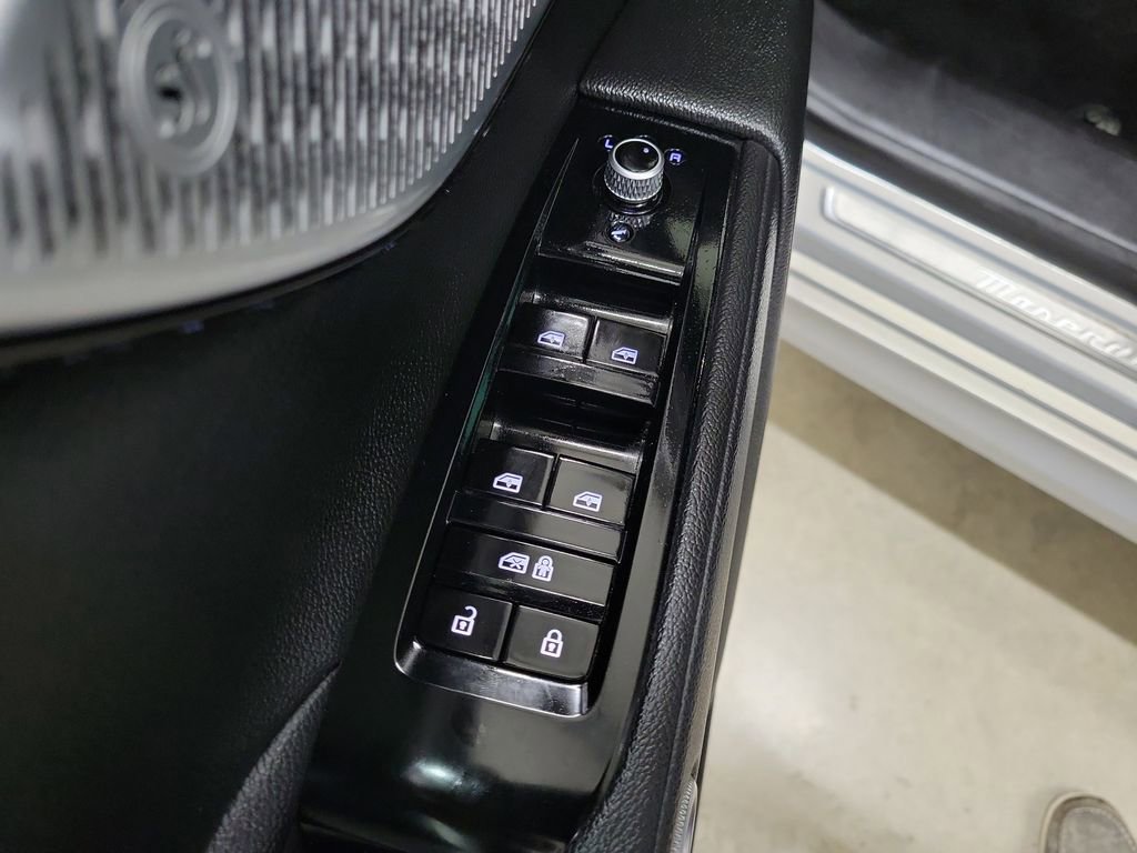 Used 2024 Maserati Grecale GT AWD/4WD image 21