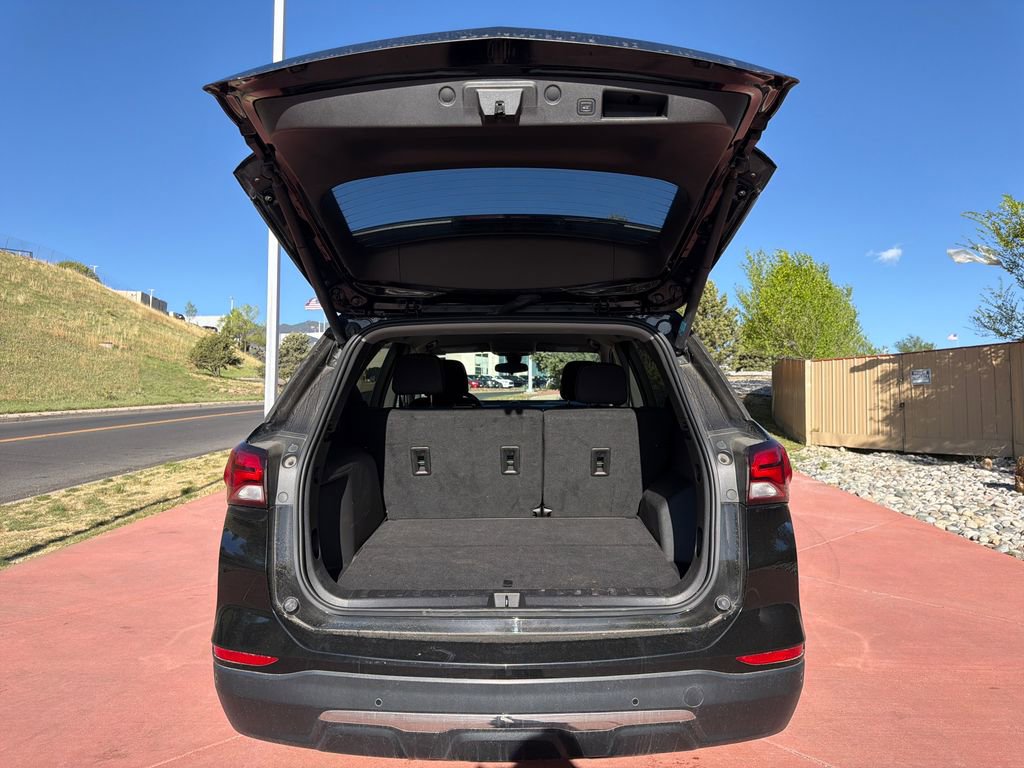 Used 2024 Chevrolet Equinox LT image 23