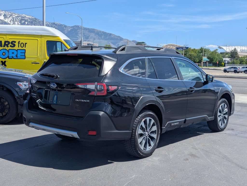 Used 2024 Subaru Outback Limited AWD/4WD image 4