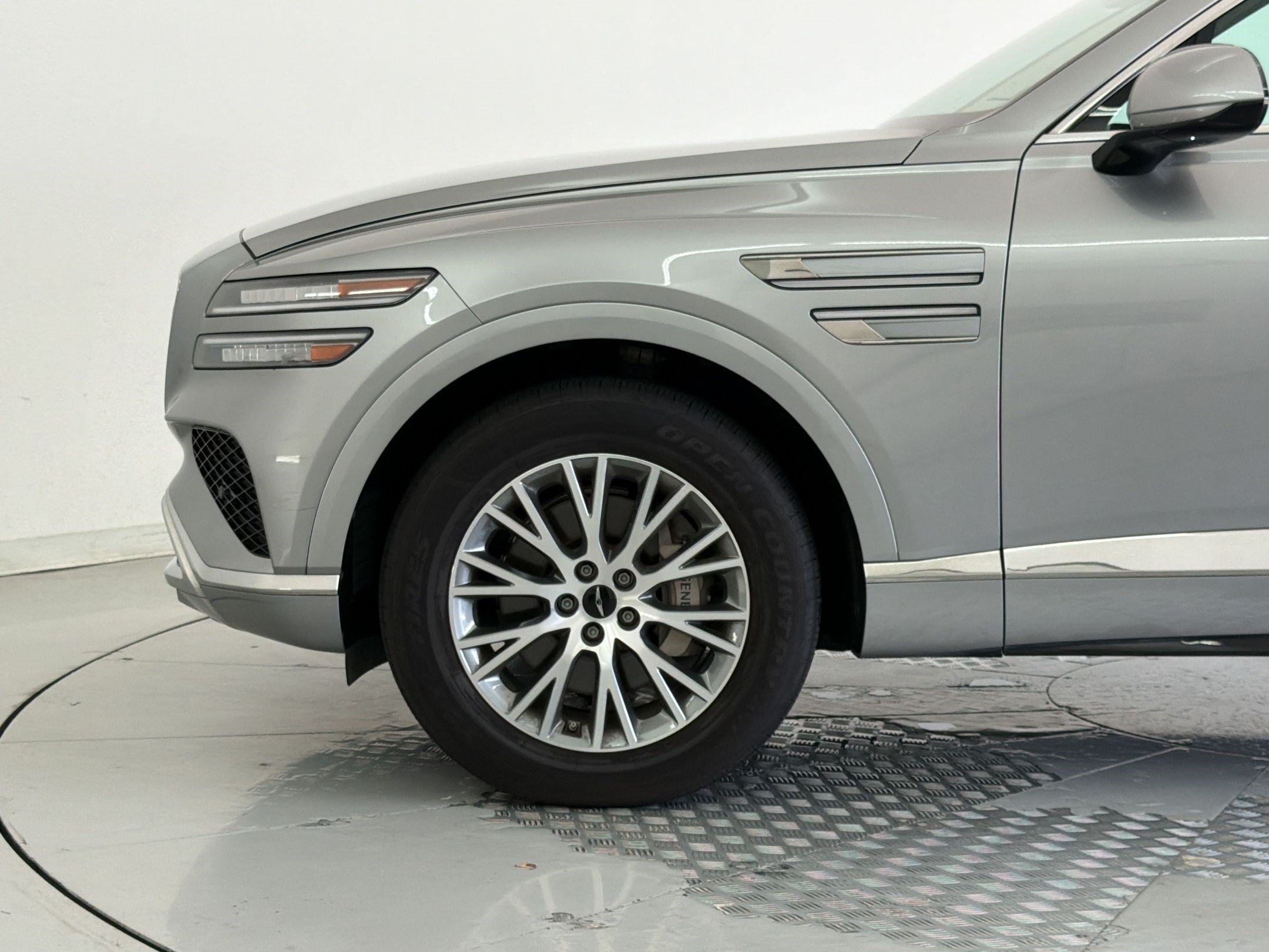 Used 2025 Genesis GV80 2.5T Standard AWD/4WD image 26