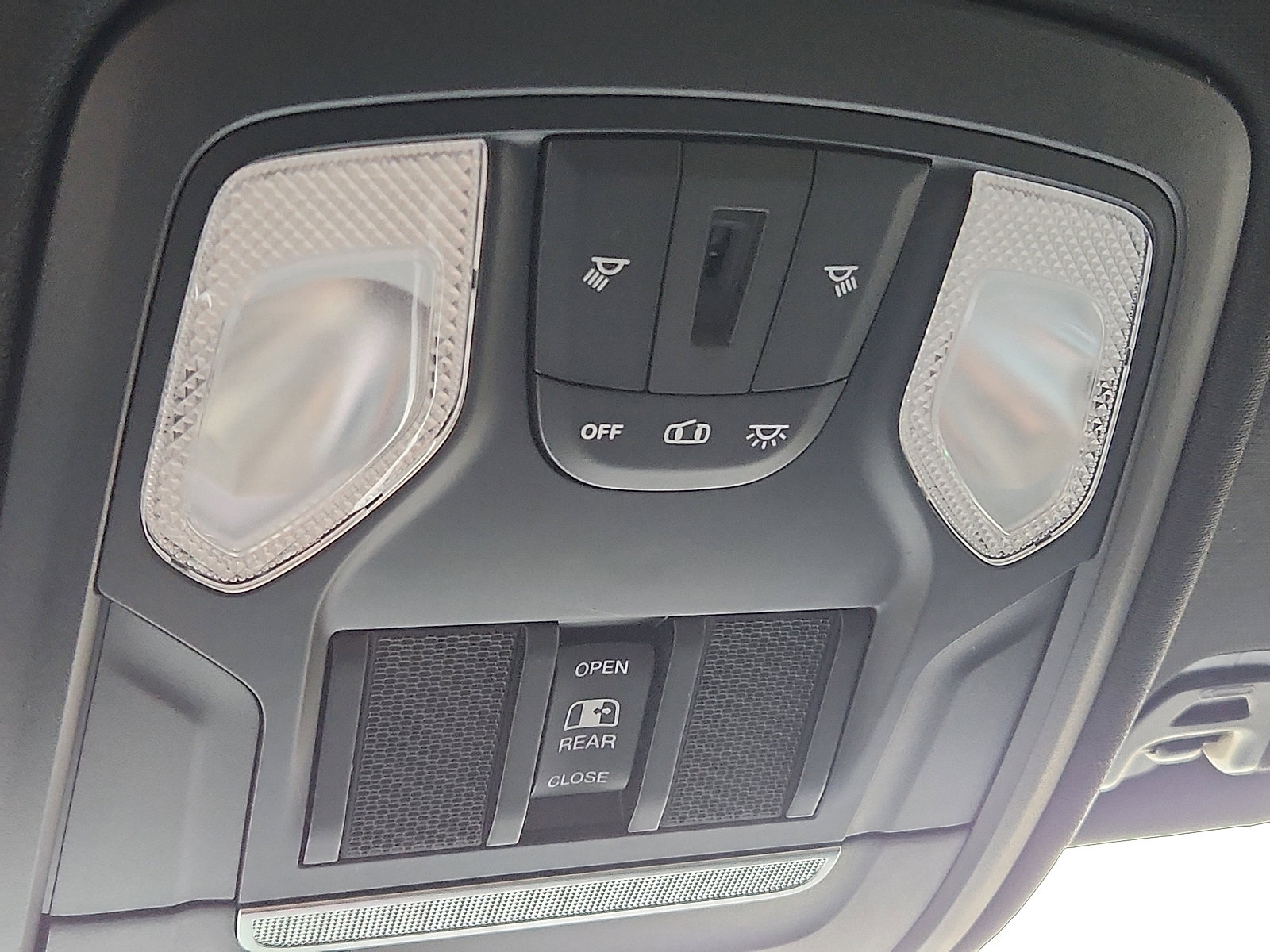 Used 2019 RAM 1500 Big Horn RWD image 12