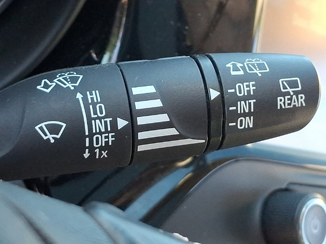Used 2017 Buick Envision Essence FWD image 26