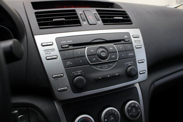 Used 2010 MAZDA MAZDA6 i Sport image 11