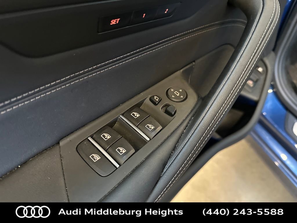 Used 2023 BMW 530e xDrive w/ Luxury Seating Package image 12