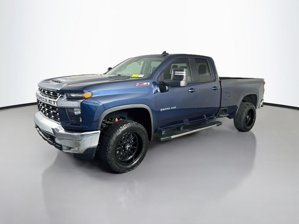 Used 2023 Chevrolet Silverado 3500 LT w/ Convenience Package AWD/4WD image 3