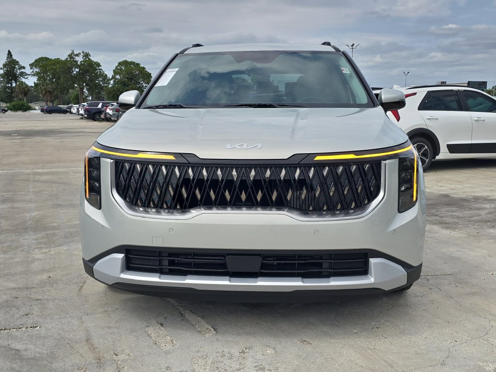 New 2026 Kia Carnival EX FWD image 3