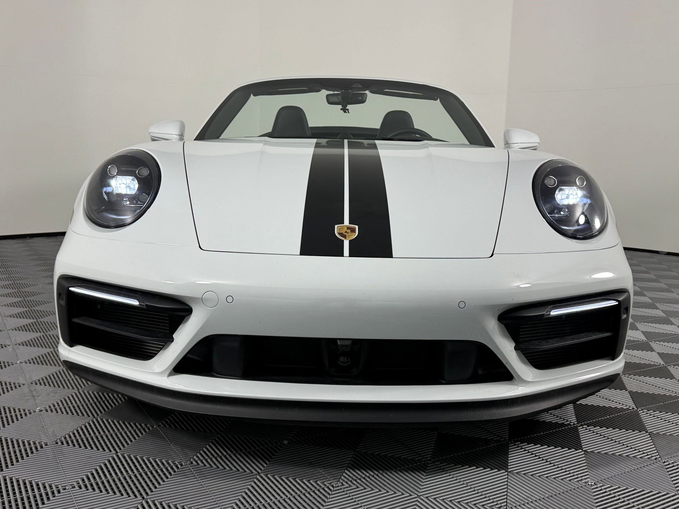 Certified 2022 Porsche 911 Carrera GTS image 6