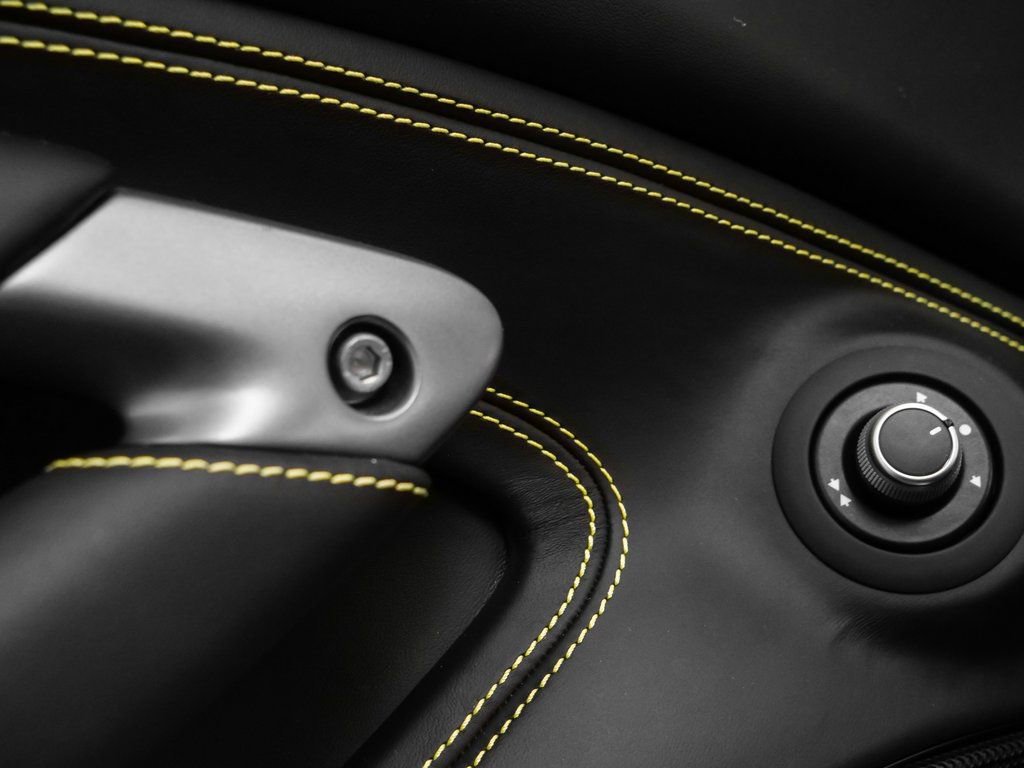 Used 2022 Ferrari F8 Tributo image 76