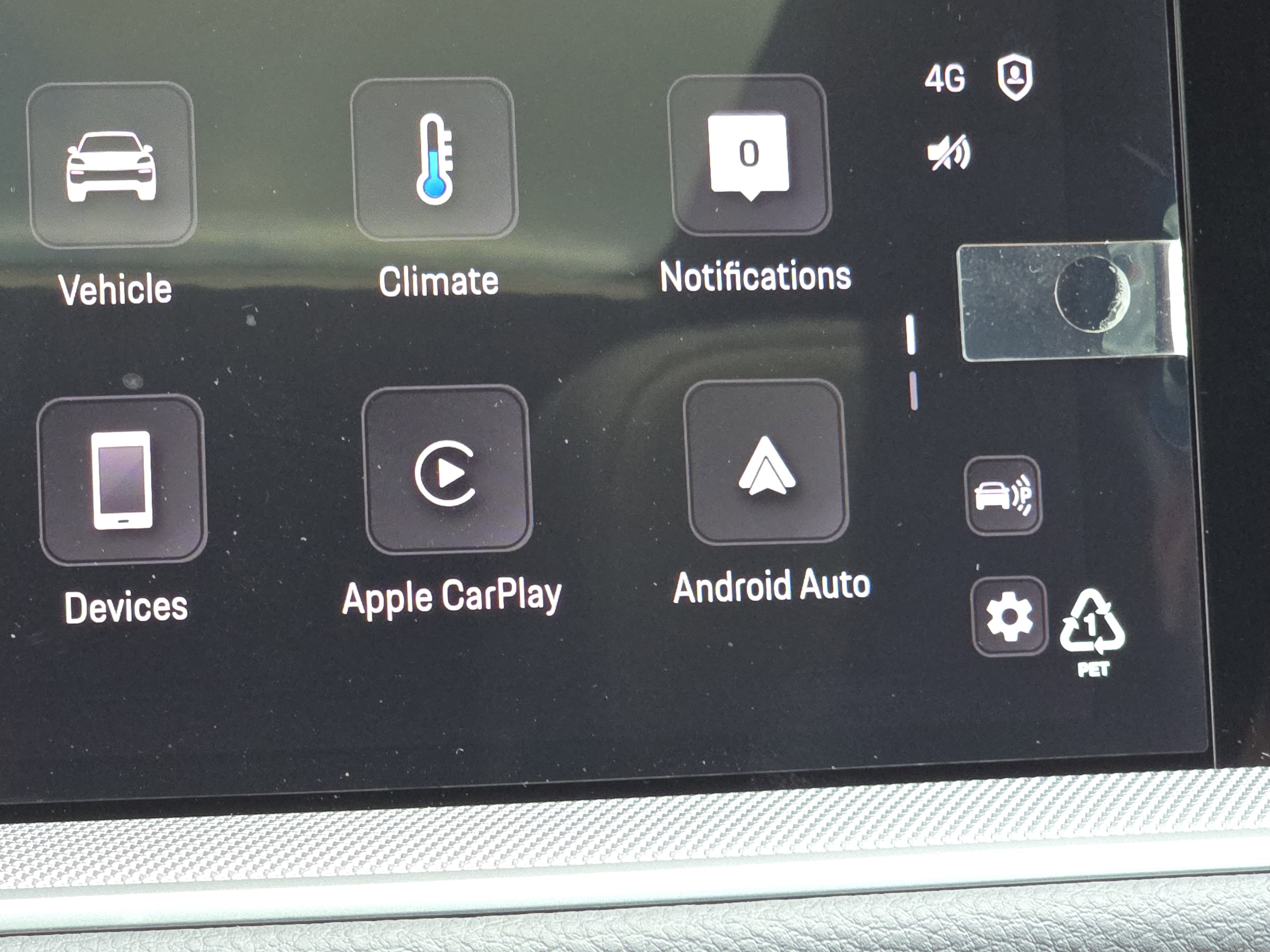 New 2025 Porsche Cayenne Coupe image 15