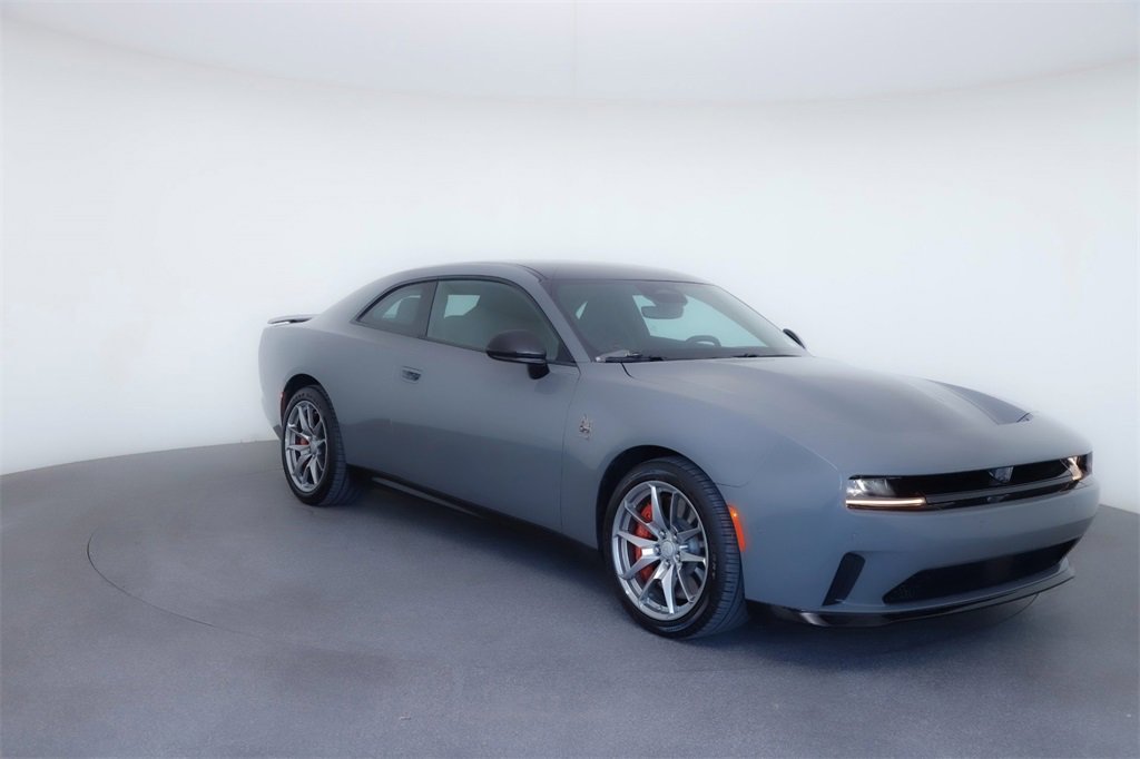 Used 2025 Dodge Charger R/T Scat Pack w/ Track Pack image 11