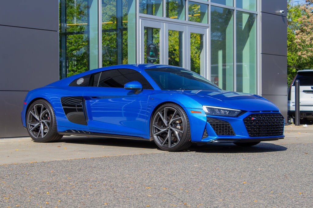 Used 2021 Audi R8 V10 RWD image 3