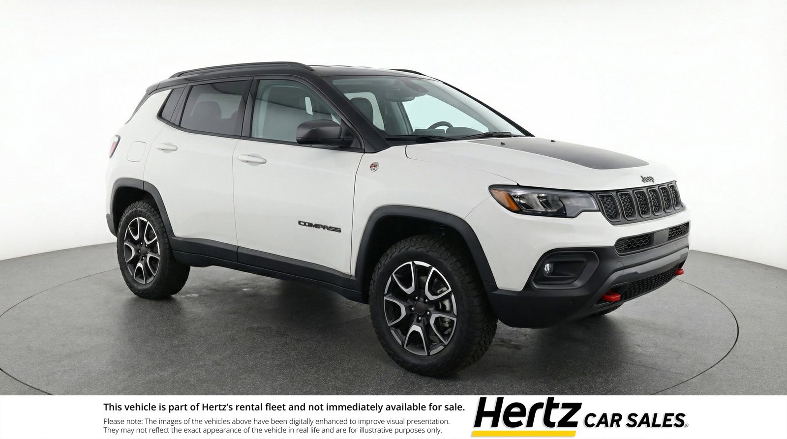 Used 2025 Jeep Compass Trailhawk AWD/4WD image 1