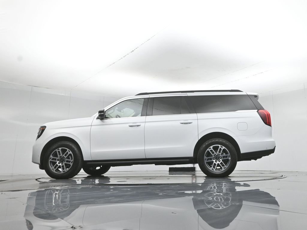 Used 2025 Ford Expedition Max Active AWD/4WD image 58