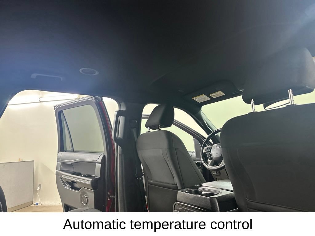 Used 2021 Ford Expedition XLT AWD/4WD image 23