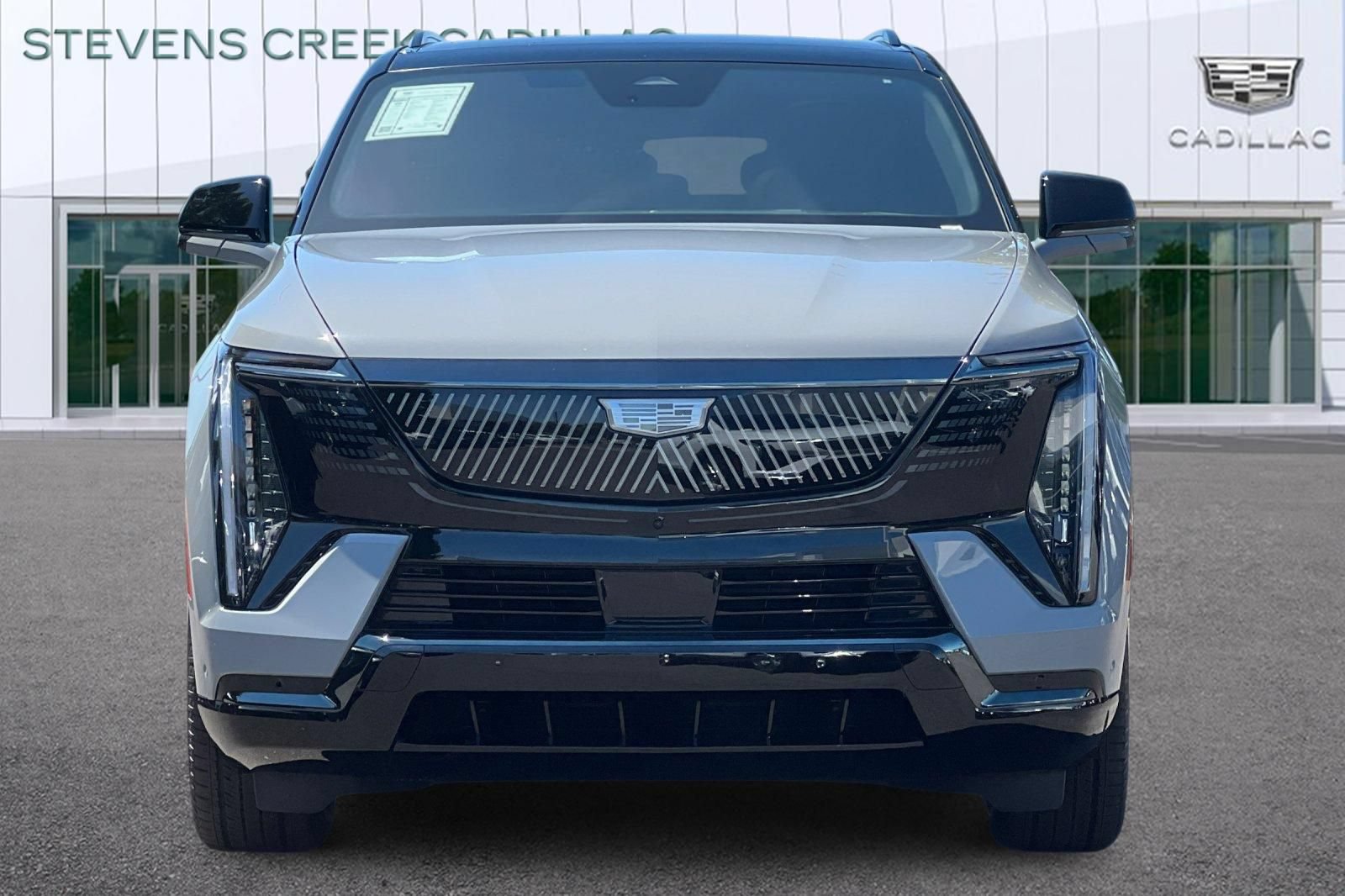 Used 2026 Cadillac Escalade IQL Sport 1 w/ LPO, ONYX Package AWD/4WD image 8