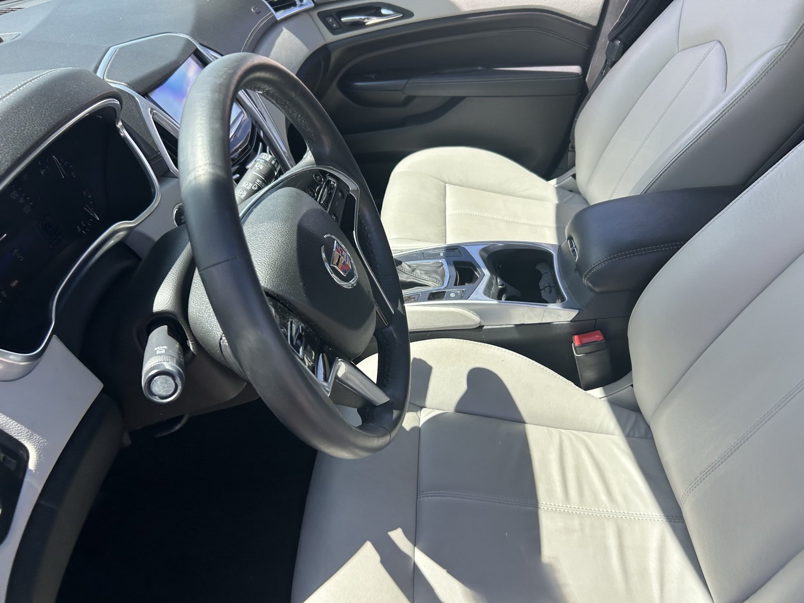 Certified 2016 Cadillac SRX FWD image 14