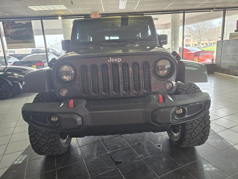 Used 2014 Jeep Wrangler Unlimited Sahara image 2
