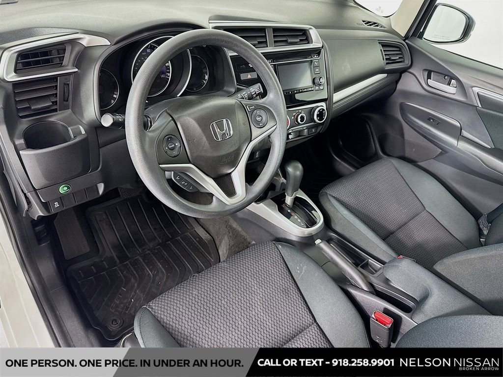 Used 2018 Honda Fit LX image 9
