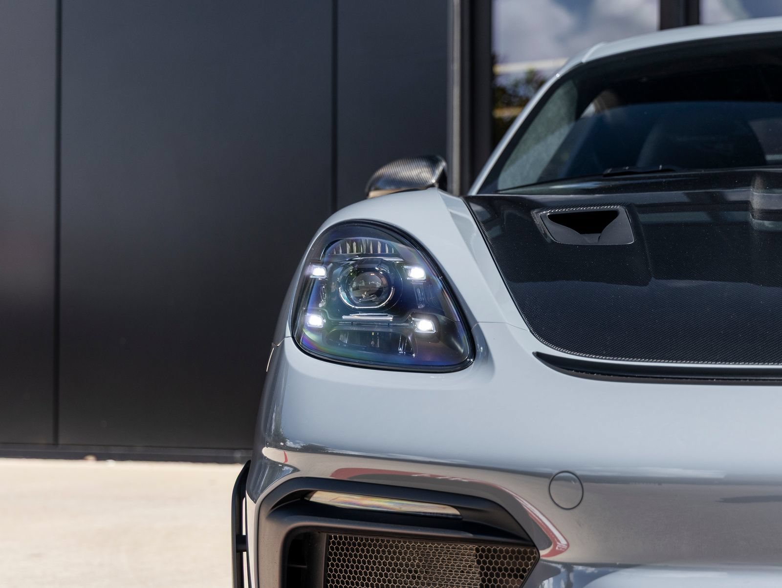 Certified 2024 Porsche 718 Cayman GT4 RS RWD image 30