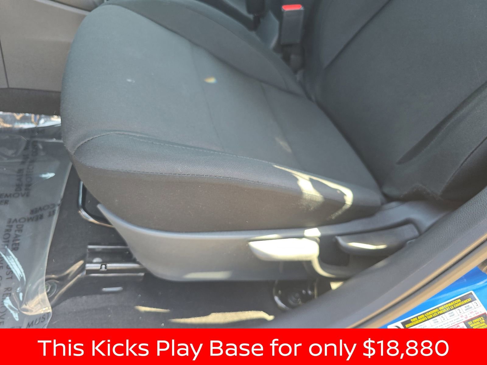 Used 2025 Nissan Kicks Play S image 35