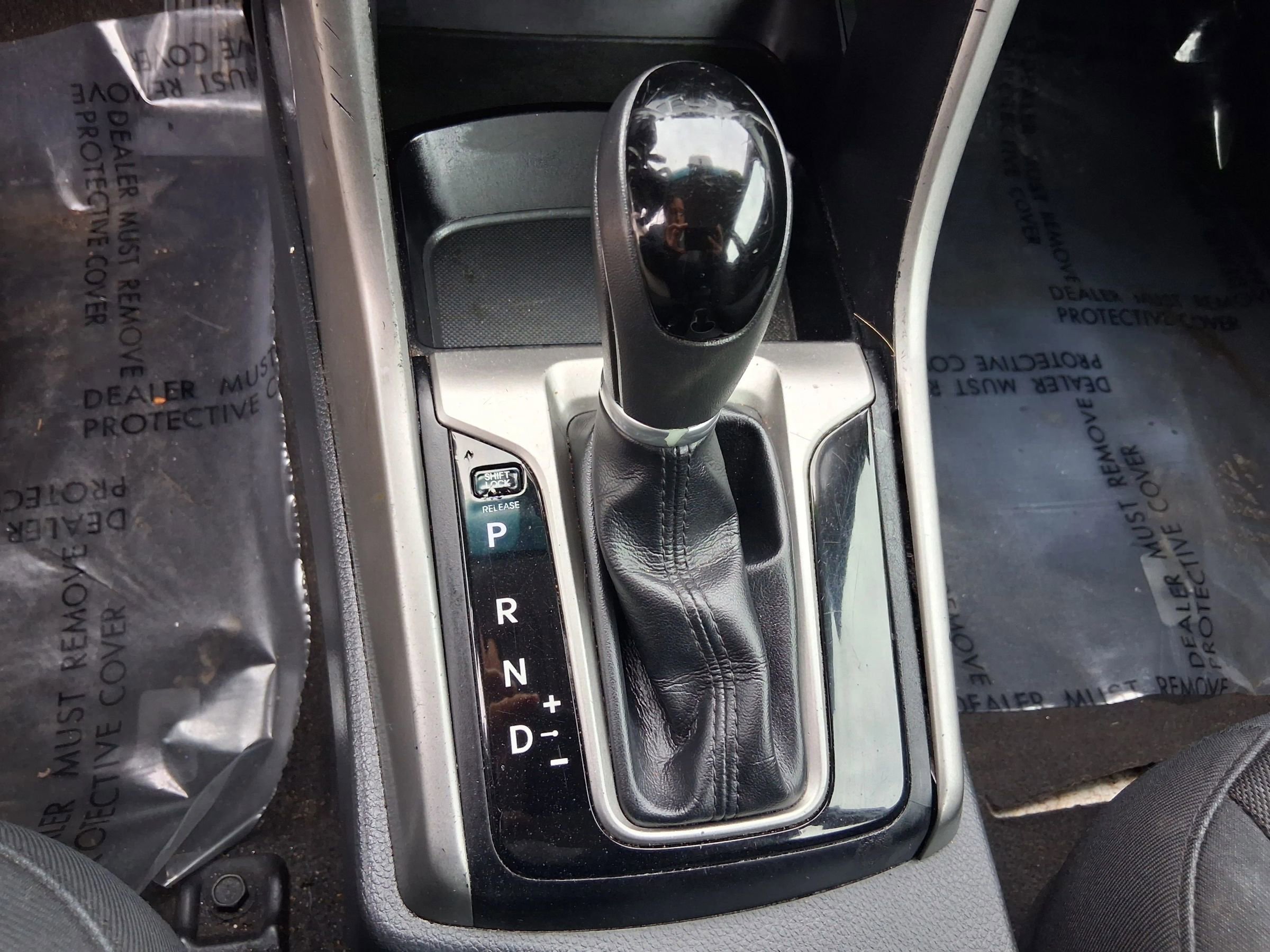 Used 2017 Hyundai Elantra GT image 18