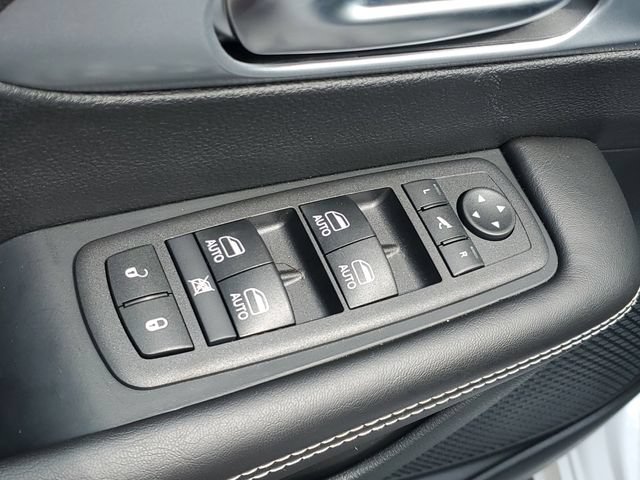 New 2026 Chrysler Pacifica Limited w/ S Appearance Package AWD/4WD image 18