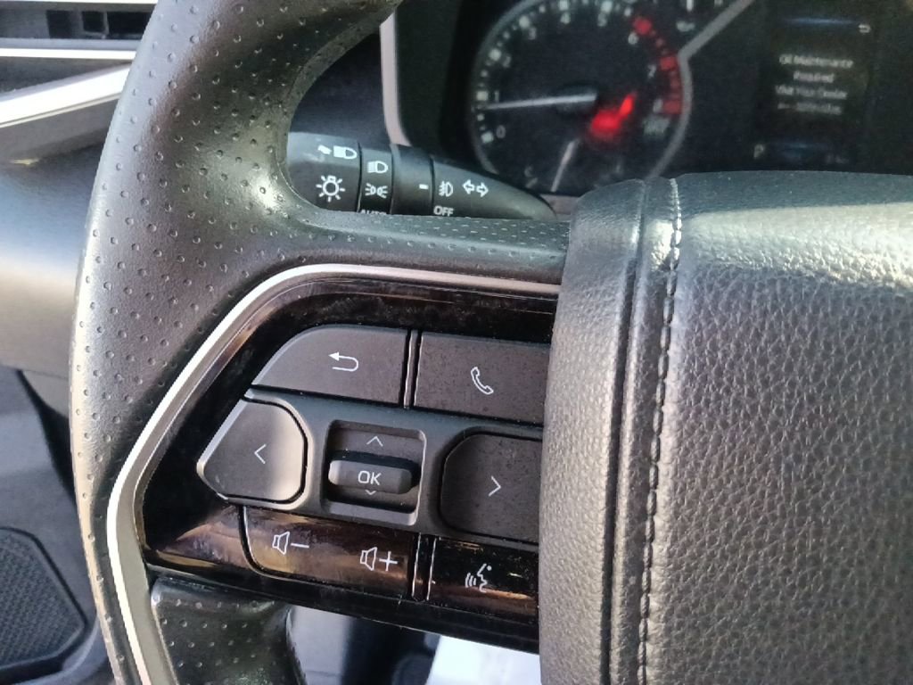 Used 2023 Toyota Tundra SR5 w/ SR5 Convenience Package image 18