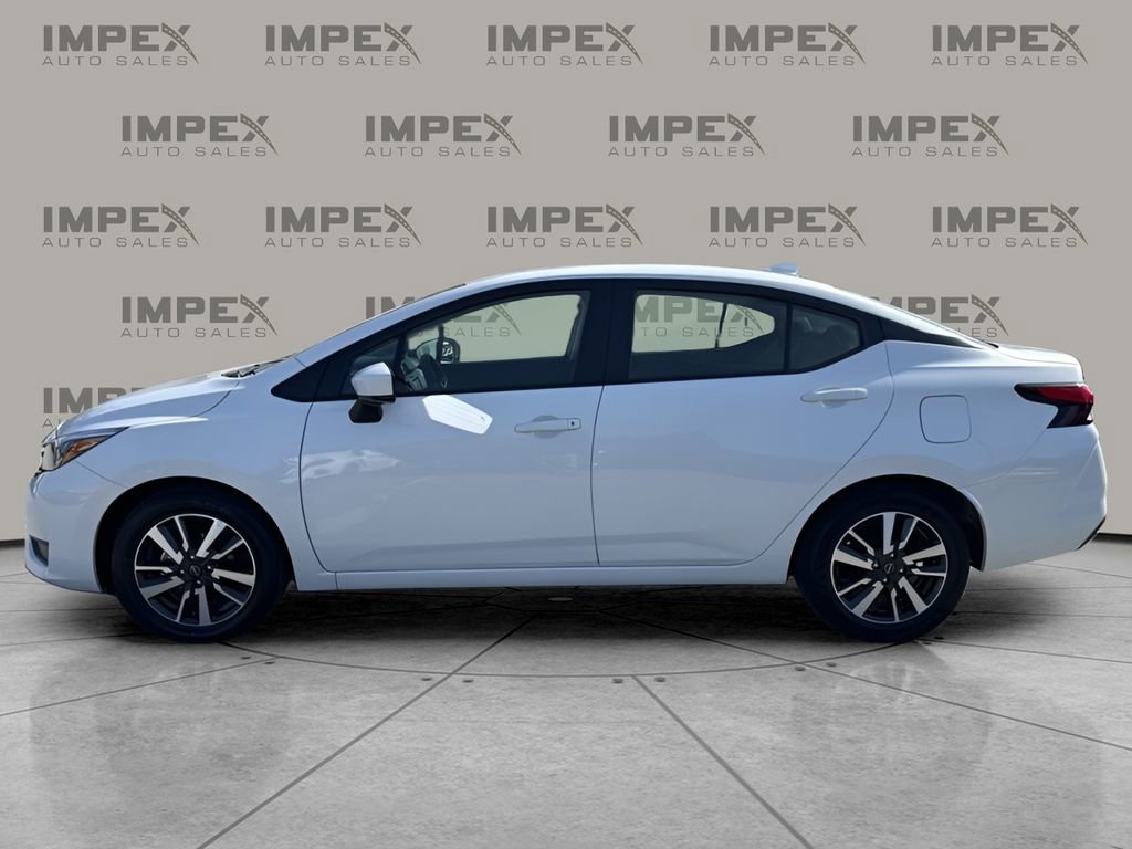 Used 2025 Nissan Versa SV FWD image 2
