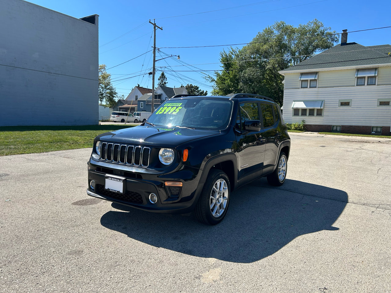 Used 2020 Jeep Renegade Latitude w/ Cold Weather Group image 3