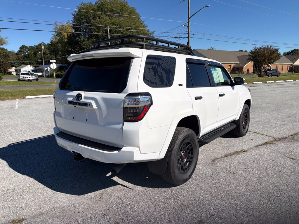 Used 2024 Toyota 4Runner SR5 Premium w/ Moonroof Package AWD/4WD image 9