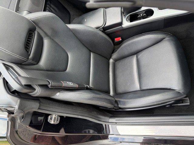 Used 2016 Mercedes-Benz SLK 300 w/ Premium 2 Package image 18