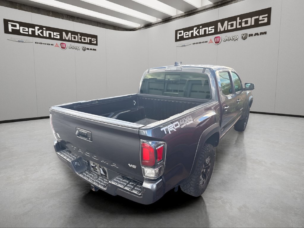 Used 2020 Toyota Tacoma TRD Off-Road w/ Technology Package AWD/4WD image 5
