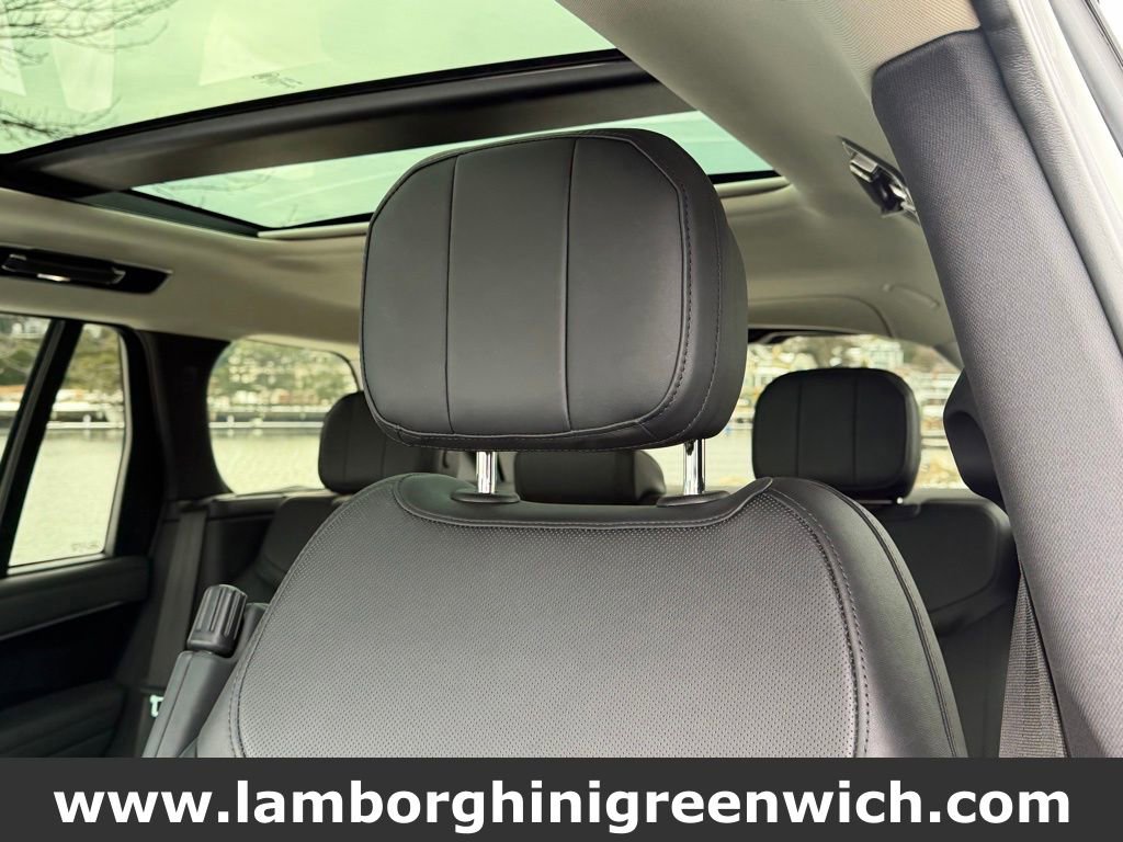 Used 2022 Land Rover Range Rover SE image 27