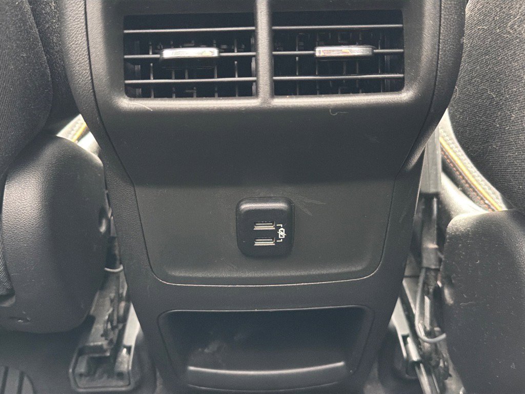 Used 2017 GMC Acadia SLE w/ Driver Alert Package I image 18