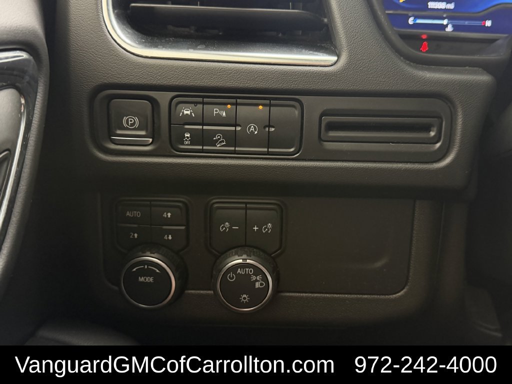 Used 2023 Chevrolet Tahoe Z71 AWD/4WD image 25