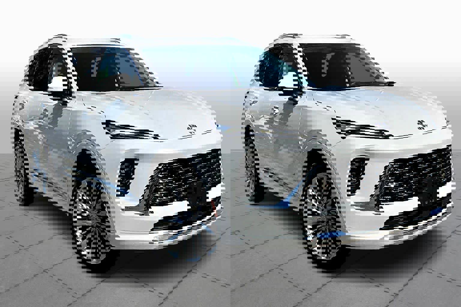 Used 2024 Buick Envision Avenir image 2