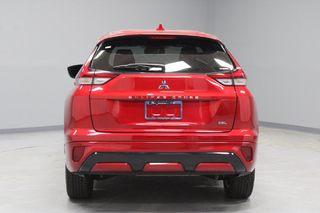 Used 2024 Mitsubishi Eclipse Cross SEL AWD/4WD image 12