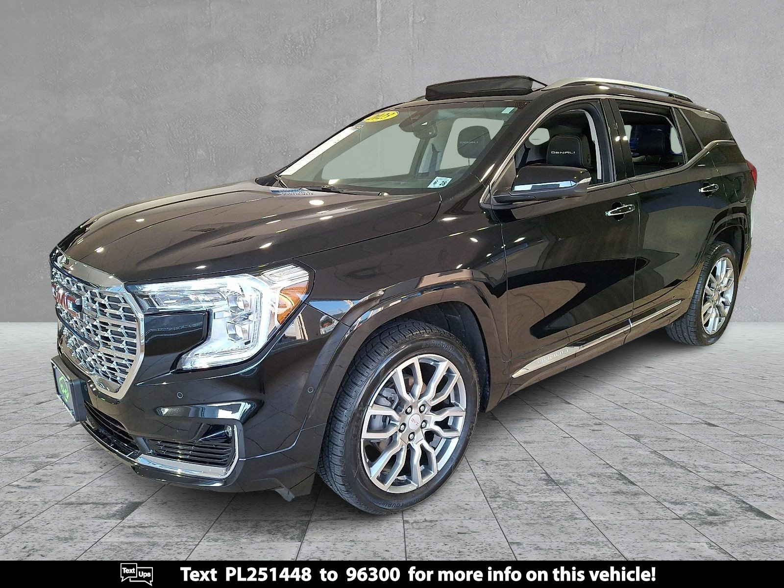 Certified 2023 GMC Terrain Denali w/ Denali Premium Package AWD/4WD image 1