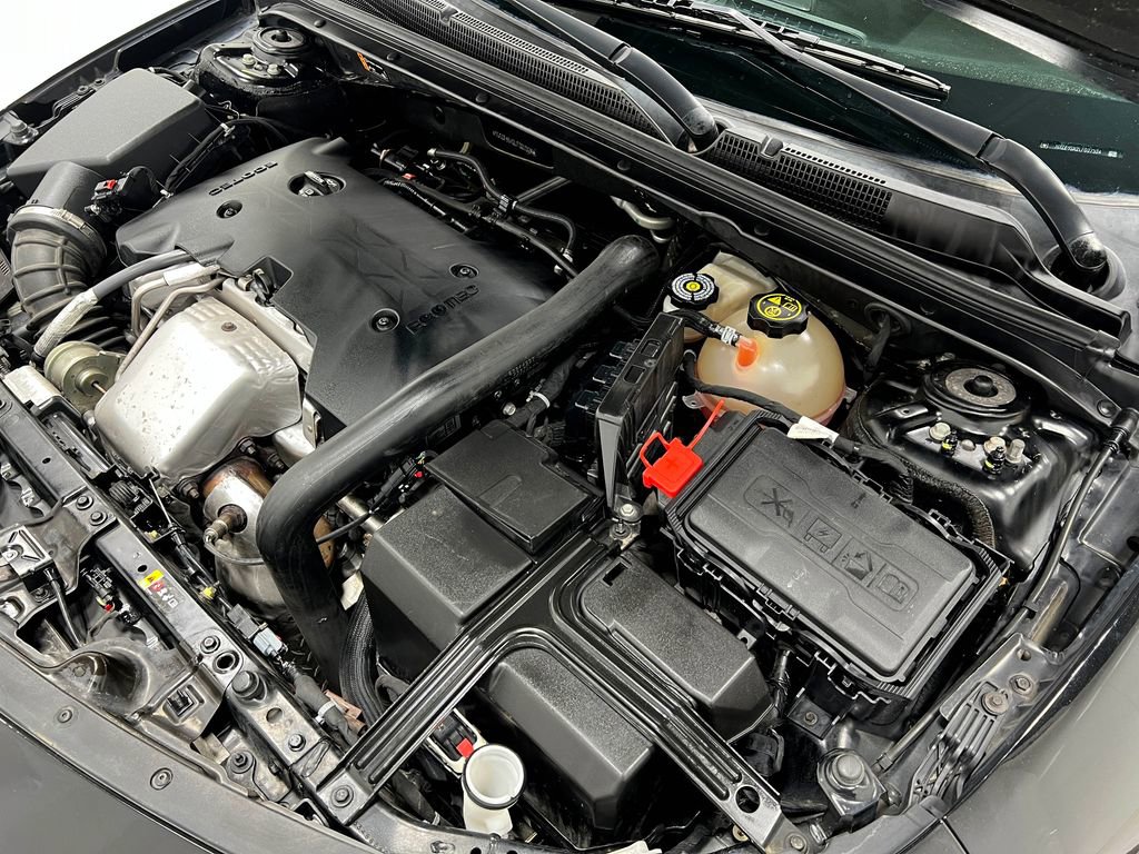 Used 2020 Chevrolet Malibu Premier image 30