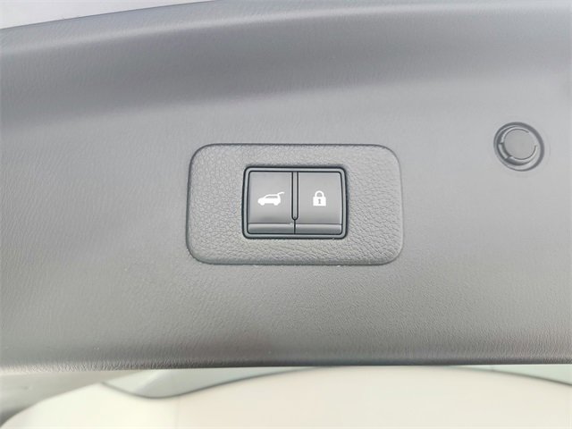 Used 2023 Nissan Armada SL image 53